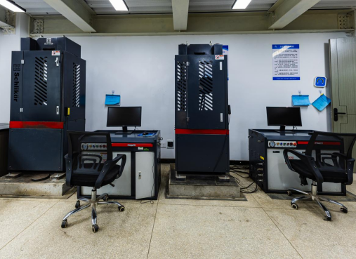 微机控制电液伺服万能材料试验机